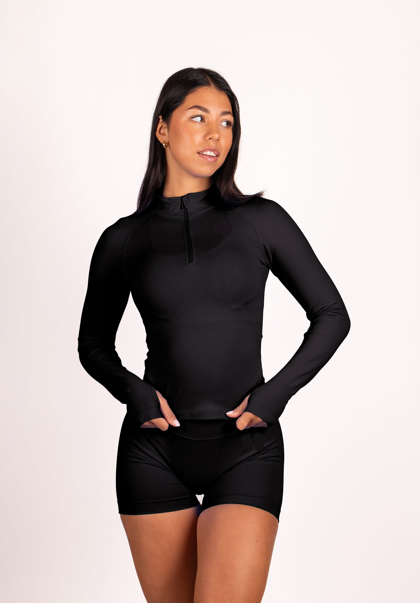 Aura | Shorts Scrunch de Alto Rendimiento Premium - Negro
