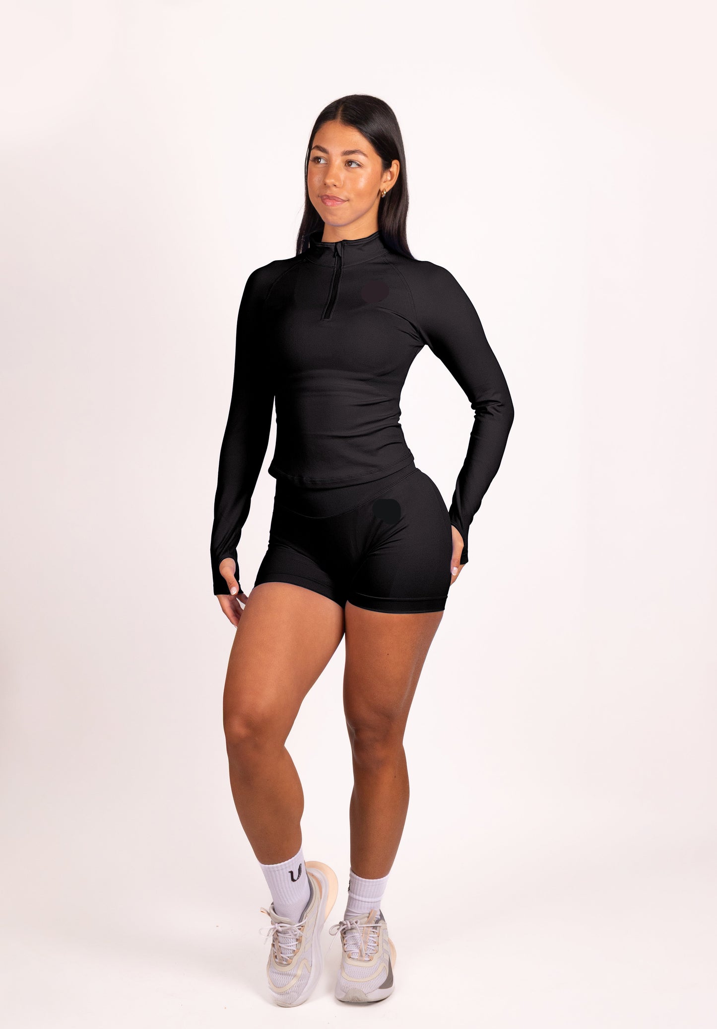 Aura | Shorts Scrunch de Alto Rendimiento Premium - Negro