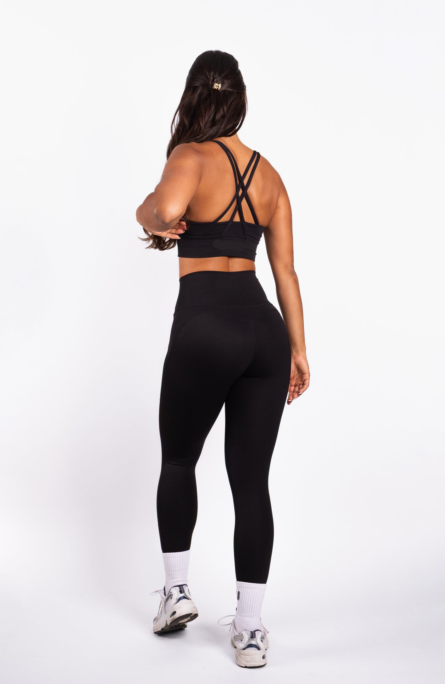 Velora | Legging de Alto Rendimiento – Negro